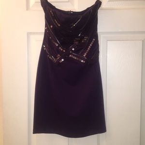 🚨🚨$5 SALE🚨🚨 Nikibiki purple strapless dress